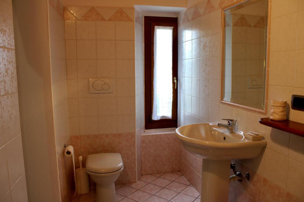 Agriturismo La Fine Villa Piancaldoli Luaran gambar
